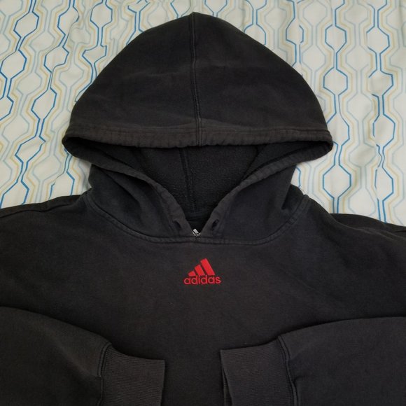 center logo hoodie